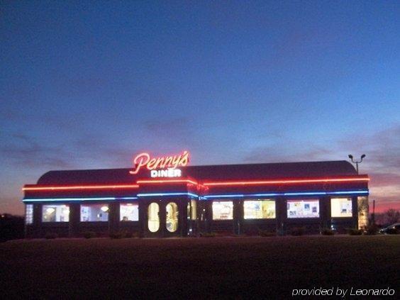 Travelodge By Wyndham Missouri Valley Exterior foto